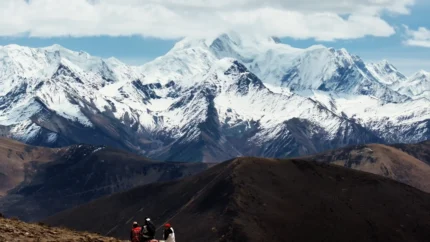 Yunnan Western Frontier Journey: Heritage, Nature & Artisanal Immersion